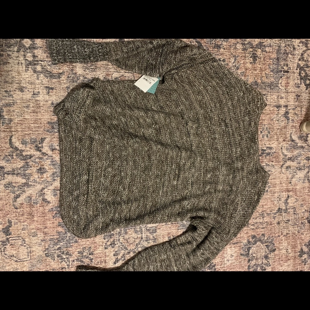 NWT long sleeve sweater